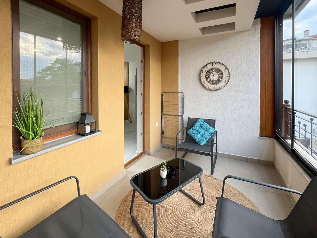 Sos Comfort 2 Lazur Burgas Apartamento